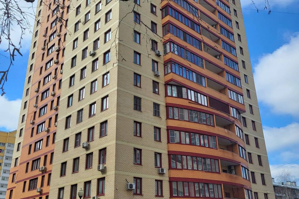 Продаётся 1-комнатная квартира, 52.2 м²
