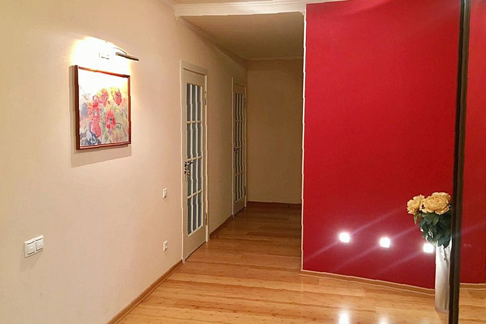 Продаётся 4-комнатная квартира, 122.5 м²