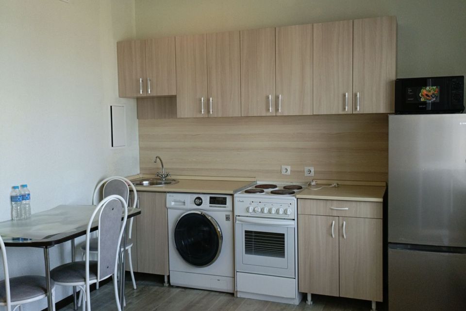 Сдаётся 2-комнатная квартира, 64 м²