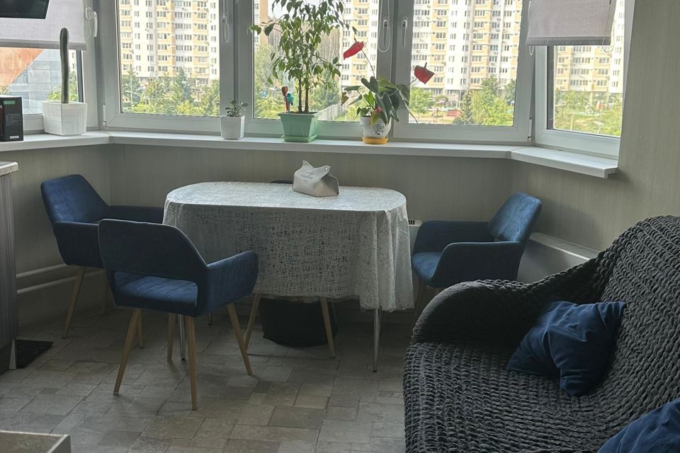 Продаётся 2-комнатная квартира, 58 м²