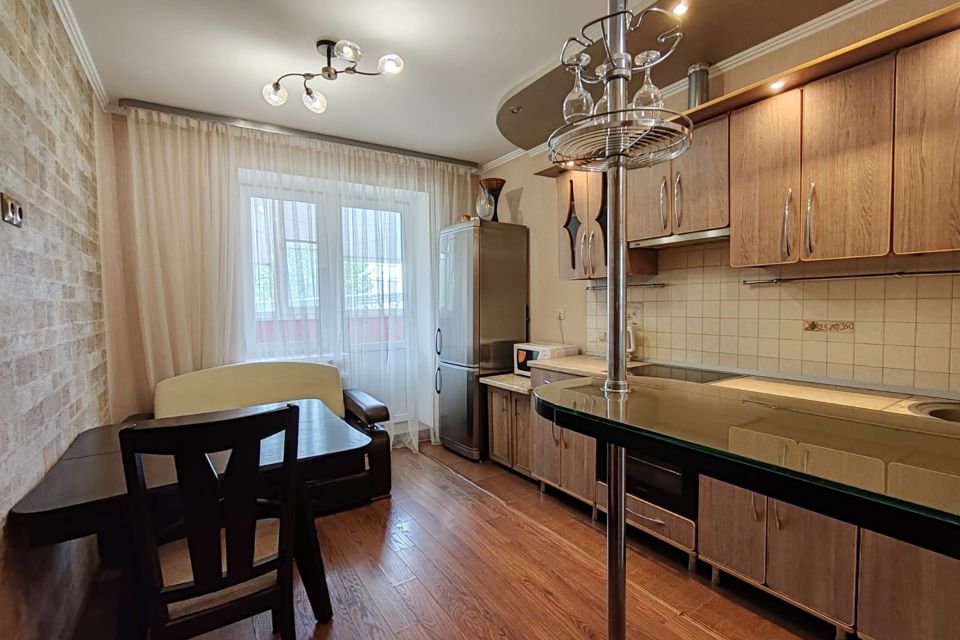 Продаётся 1-комнатная квартира, 41 м²