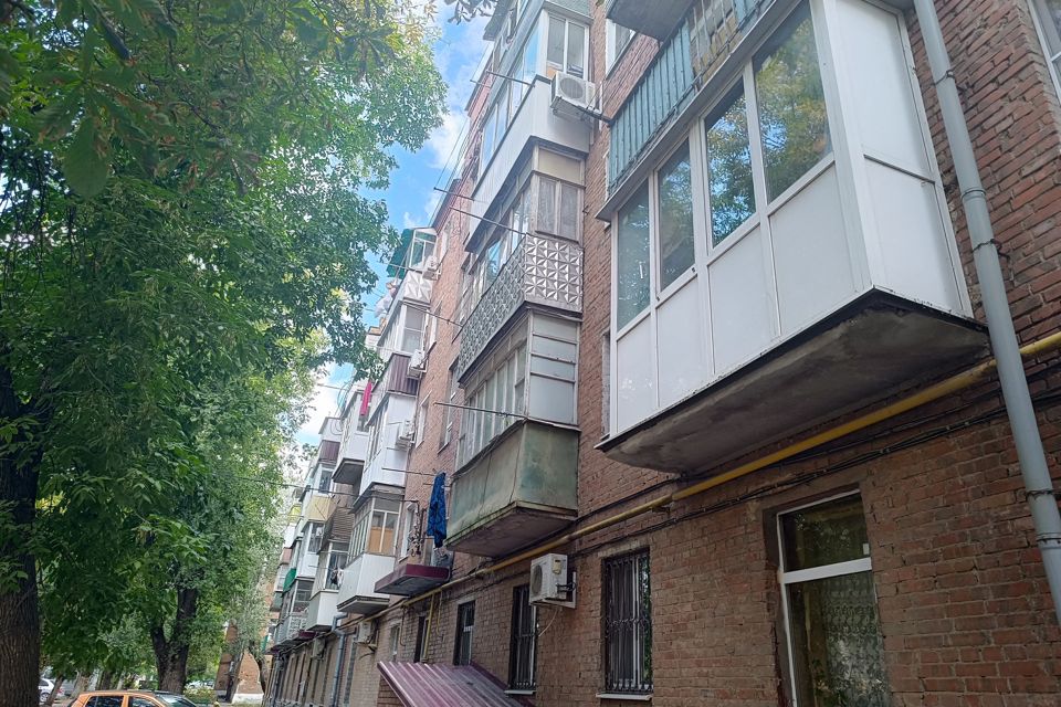 Продаётся 3-комнатная квартира, 54.6 м²