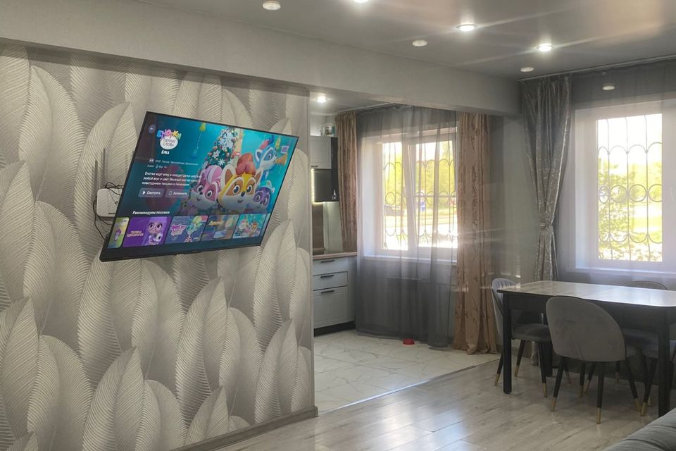 Продаётся 3-комнатная квартира, 60 м²