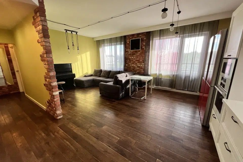 Продаётся 3-комнатная квартира, 85.8 м²
