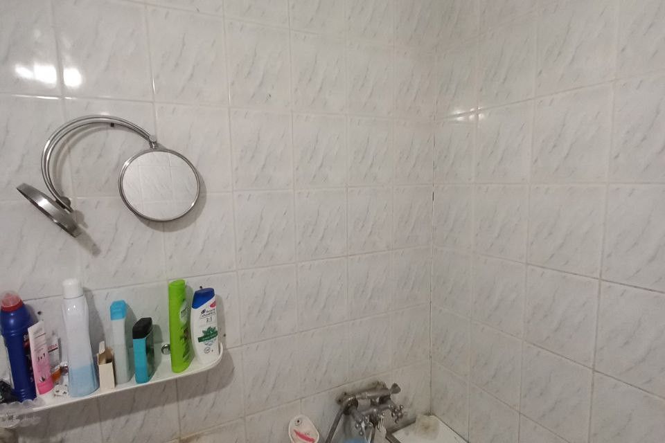 Продаётся 1-комнатная квартира, 43 м²