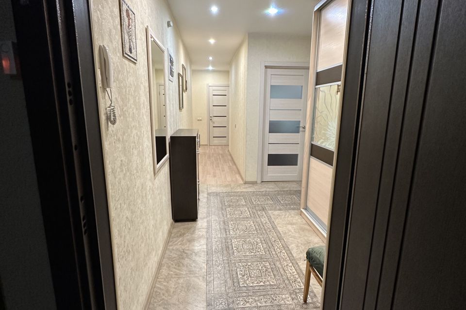 Продаётся 3-комнатная квартира, 76.7 м²