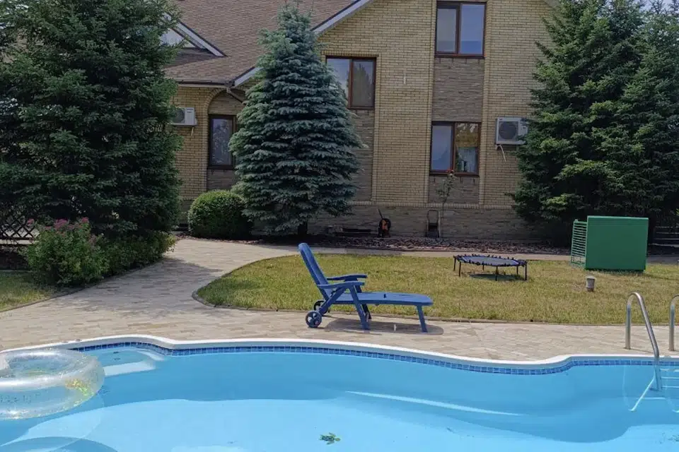 Продаётся 2-этажный дом, 370 м²