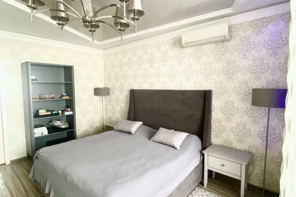 Продаётся 1-комнатная квартира, 49.5 м²