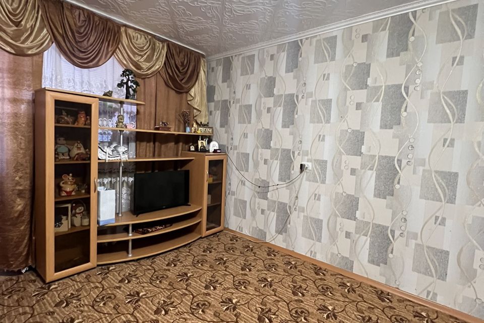 Продаётся 1-комнатная квартира, 42.9 м²