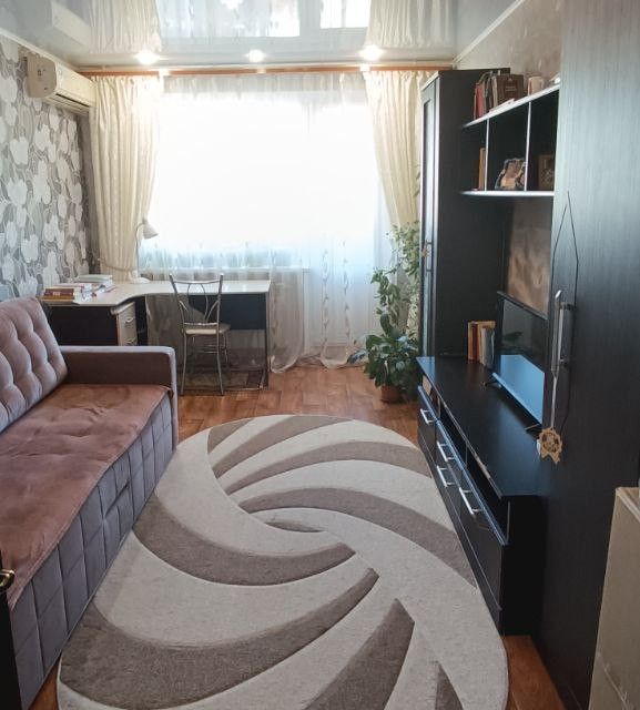 Продаётся 2-комнатная квартира, 48.9 м²