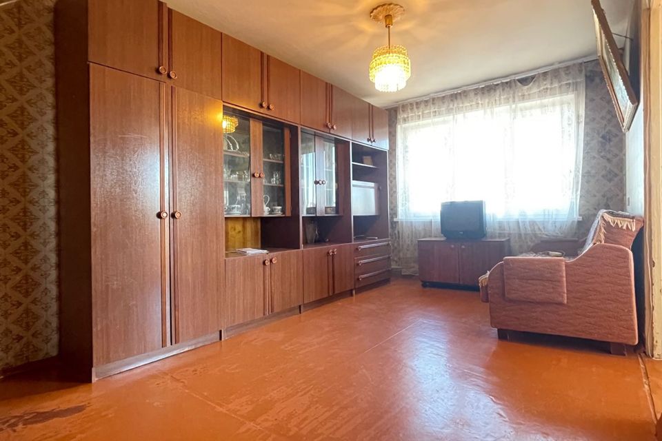 Продаётся 3-комнатная квартира, 49.4 м²