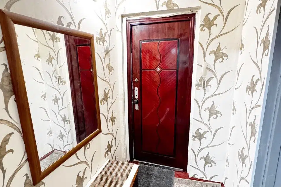 Продаётся 1-комнатная квартира, 35.8 м²