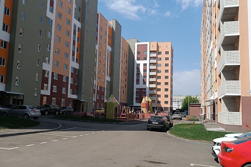 Продаётся 1-комнатная квартира, 38.2 м²