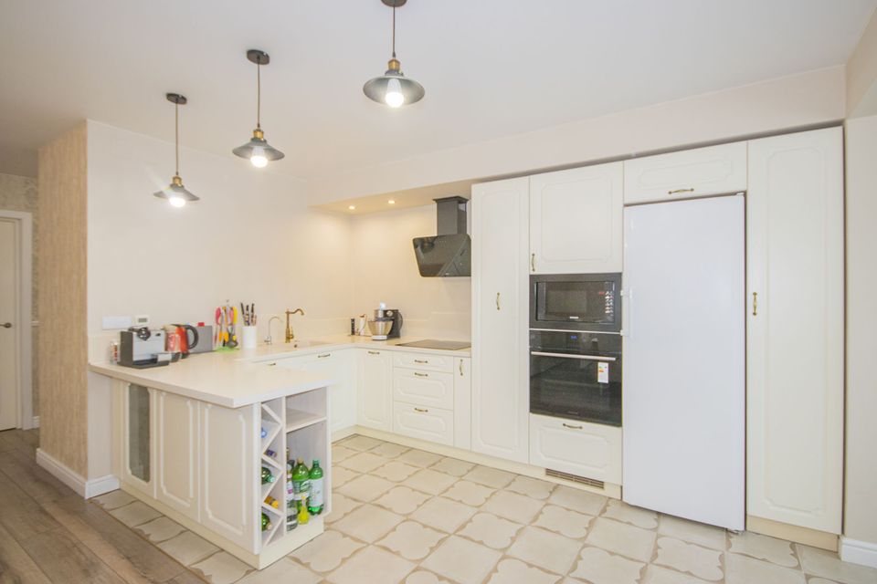 Продаётся 3-комнатная квартира, 94.2 м²