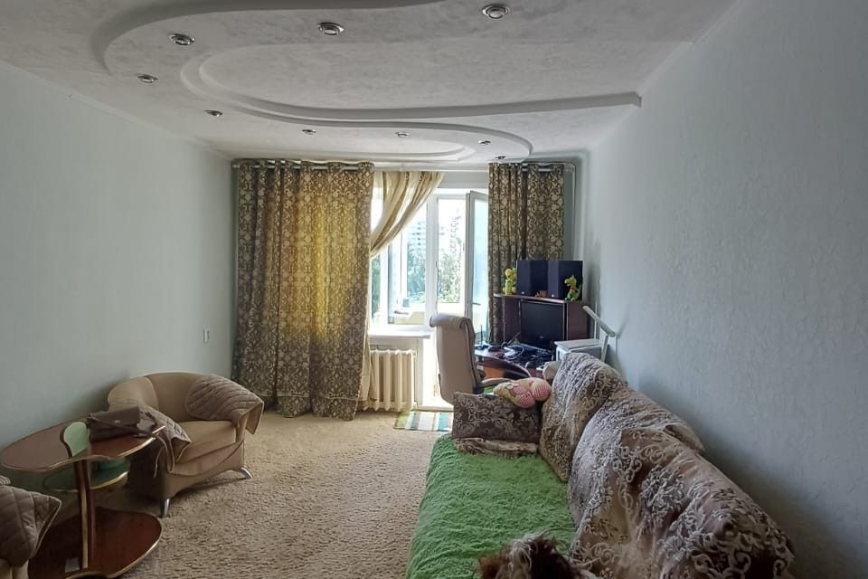 Продаётся 2-комнатная квартира, 52.6 м²
