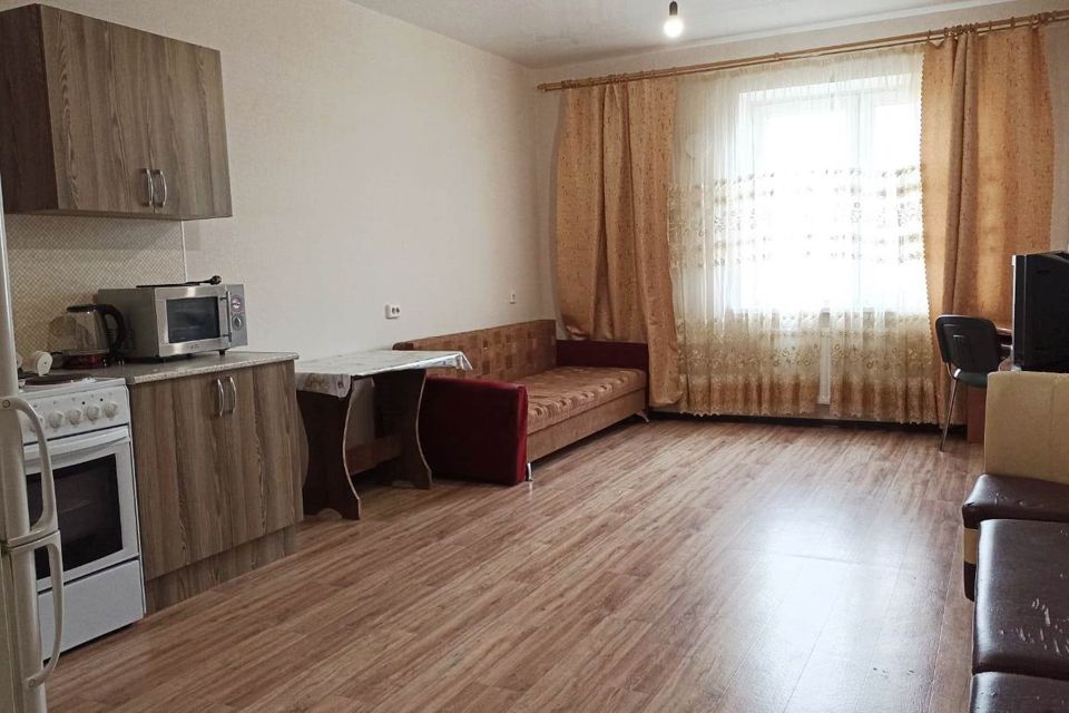 Продаётся 1-комнатная квартира, 49 м²