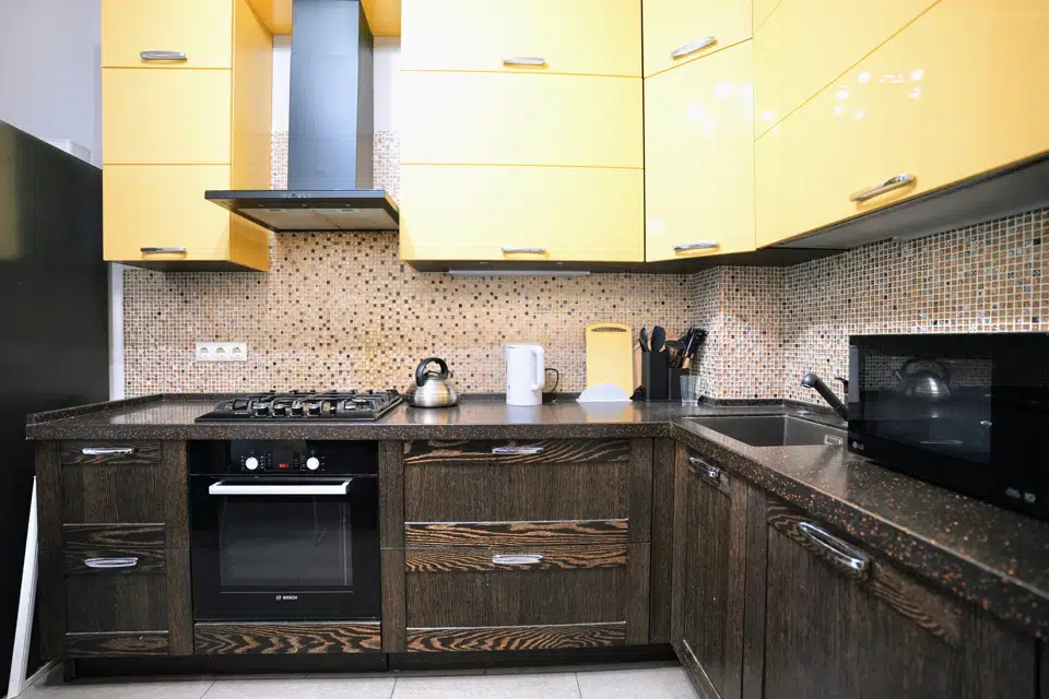Продаётся 4-комнатная квартира, 101.6 м²