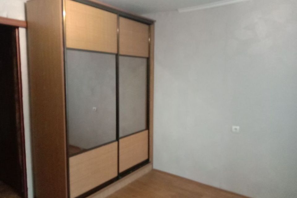 Сдаётся 2-комнатная квартира, 56.3 м²
