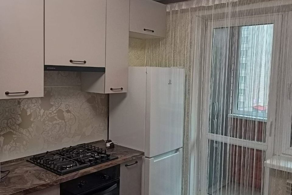 Сдаётся 1-комнатная квартира, 42 м²