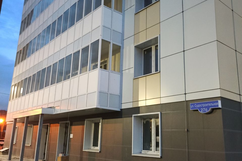 Продаётся 1-комнатная квартира, 43 м²