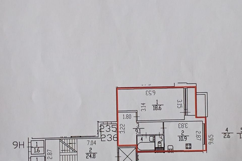 Продаётся 1-комнатная квартира, 42.2 м²
