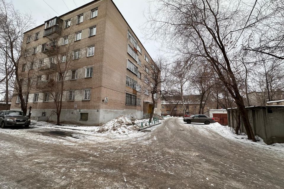 Продаётся комната в 3-комн. квартире, 21 м²