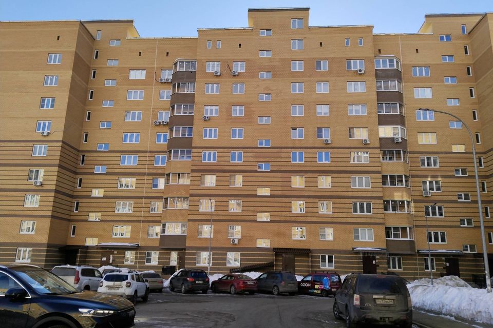 Продаётся 1-комнатная квартира, 53 м²