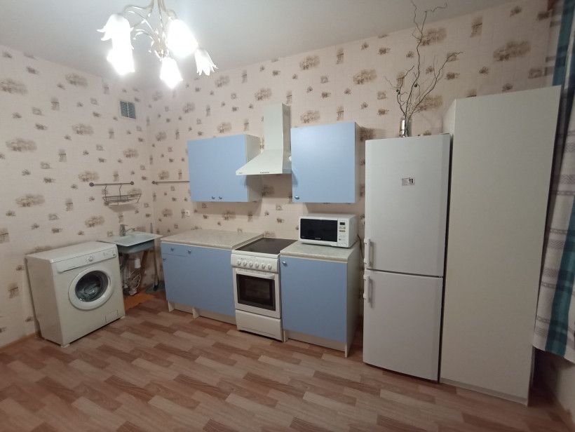 Продаётся 1-комнатная квартира, 41.8 м²
