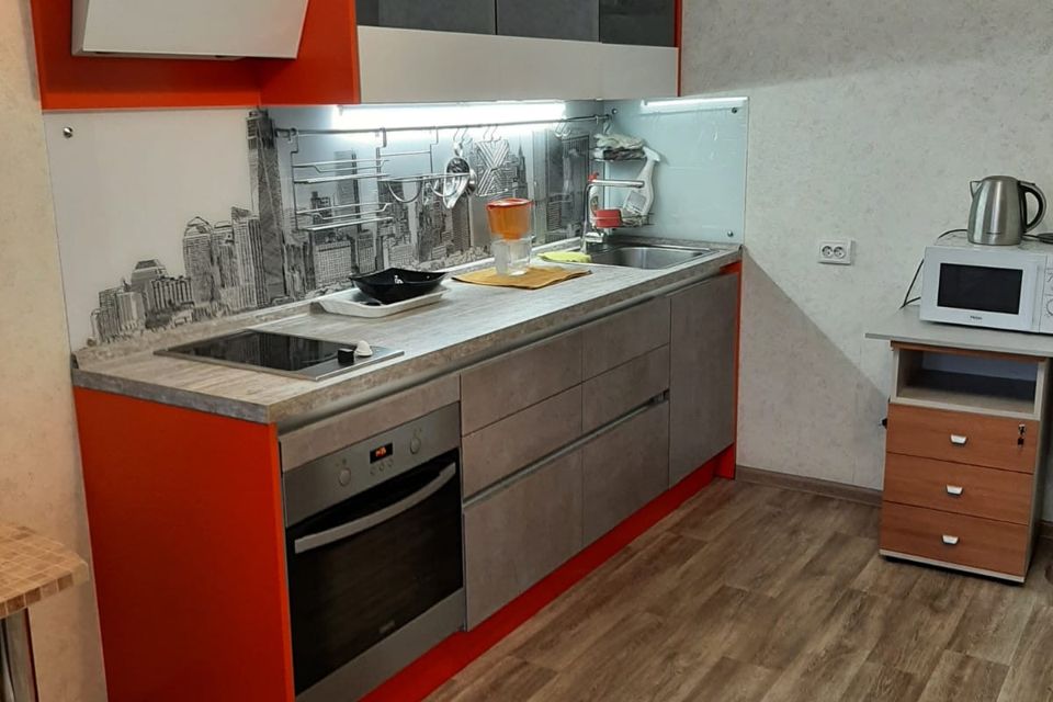 Сдаётся 1-комнатная квартира, 50 м²