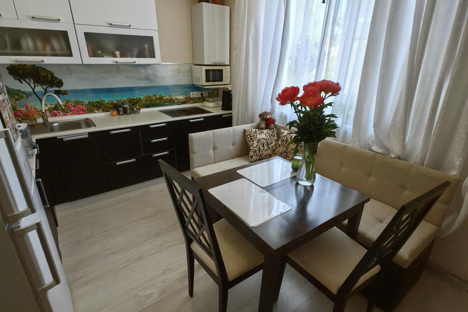 Продаётся 1-комнатная квартира, 36 м²