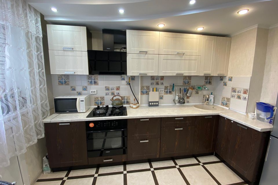 Продаётся 3-комнатная квартира, 59.5 м²