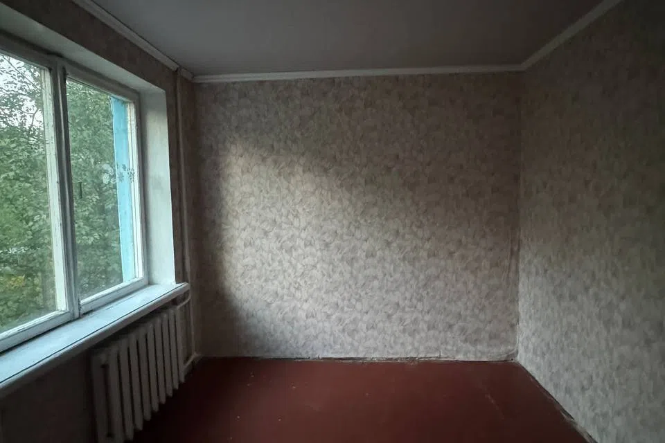 Продаётся 3-комнатная квартира, 48 м²