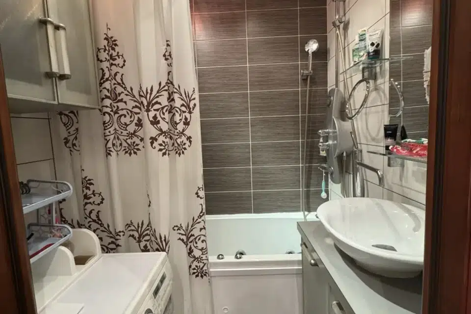 Продаётся 1-комнатная квартира, 38.6 м²