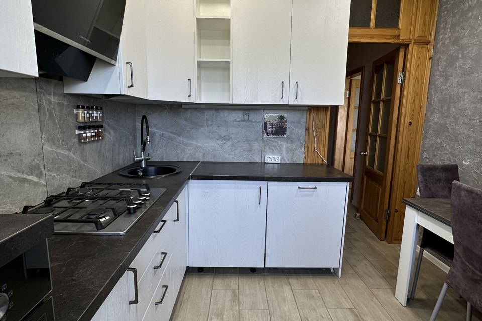 Продаётся 1-комнатная квартира, 33 м²