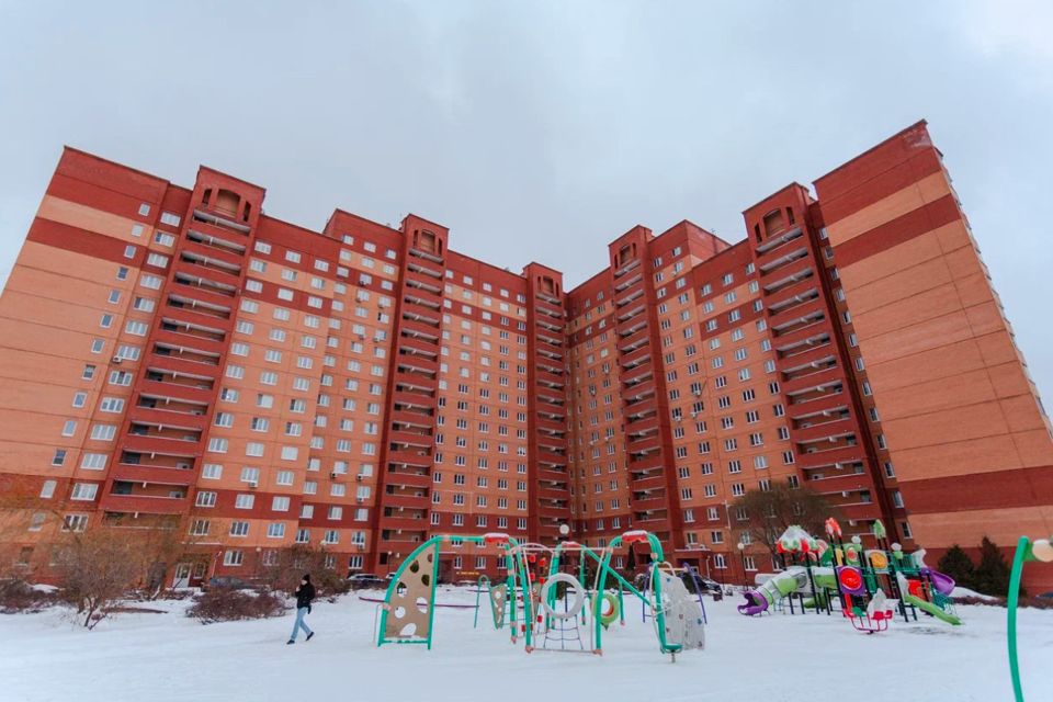 Продаётся 2-комнатная квартира, 70.6 м²