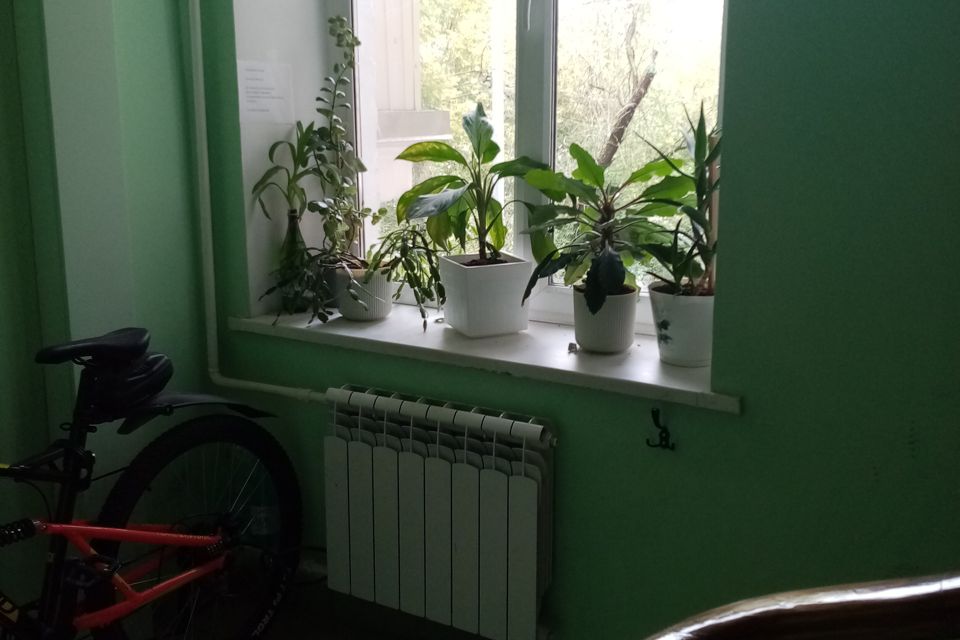 Продаётся комната в 3-комн. квартире, 15 м²