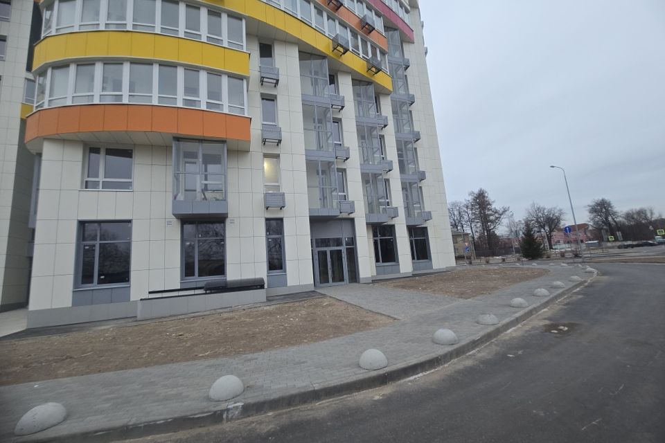 Продаётся 1-комнатная квартира, 42 м²