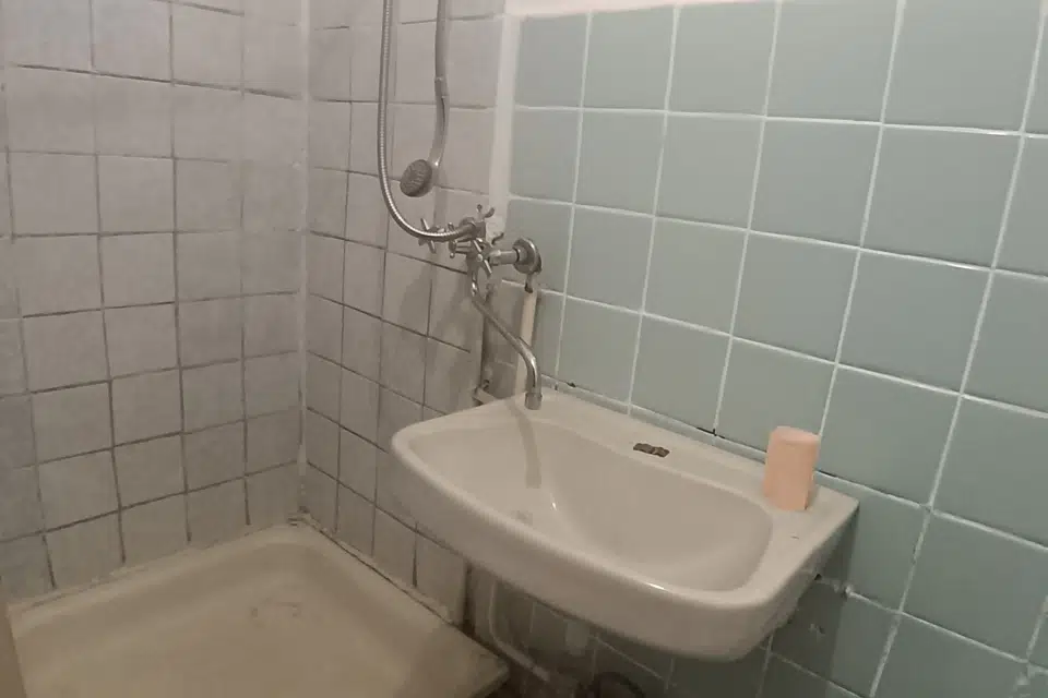 Продаётся комната в 1-комн. квартире, 17.3 м²