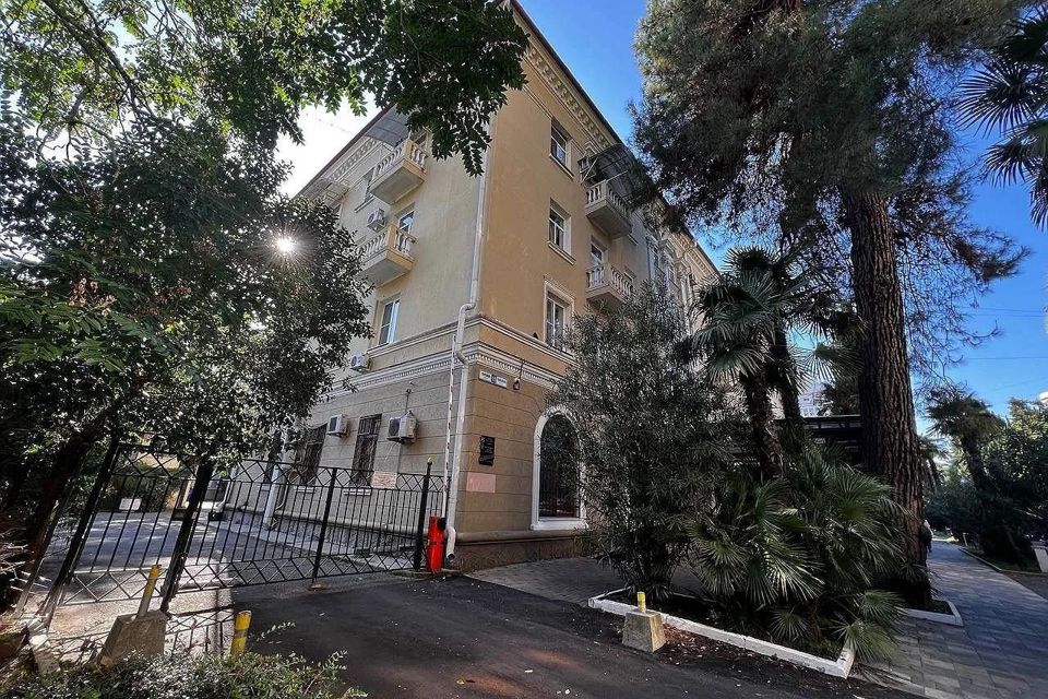 Продаётся 2-комнатная квартира, 63 м²