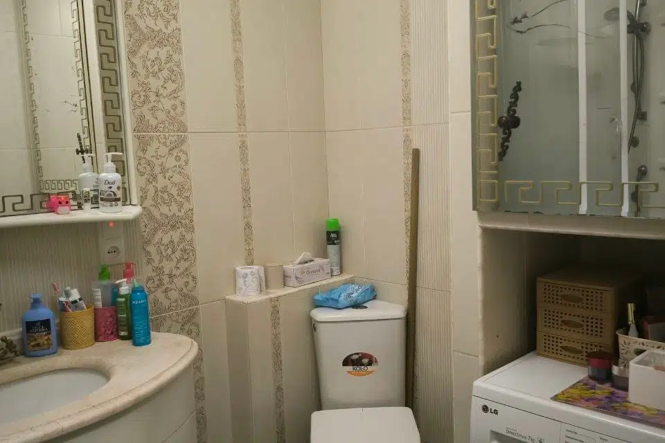 Продаётся 4-комнатная квартира, 132 м²