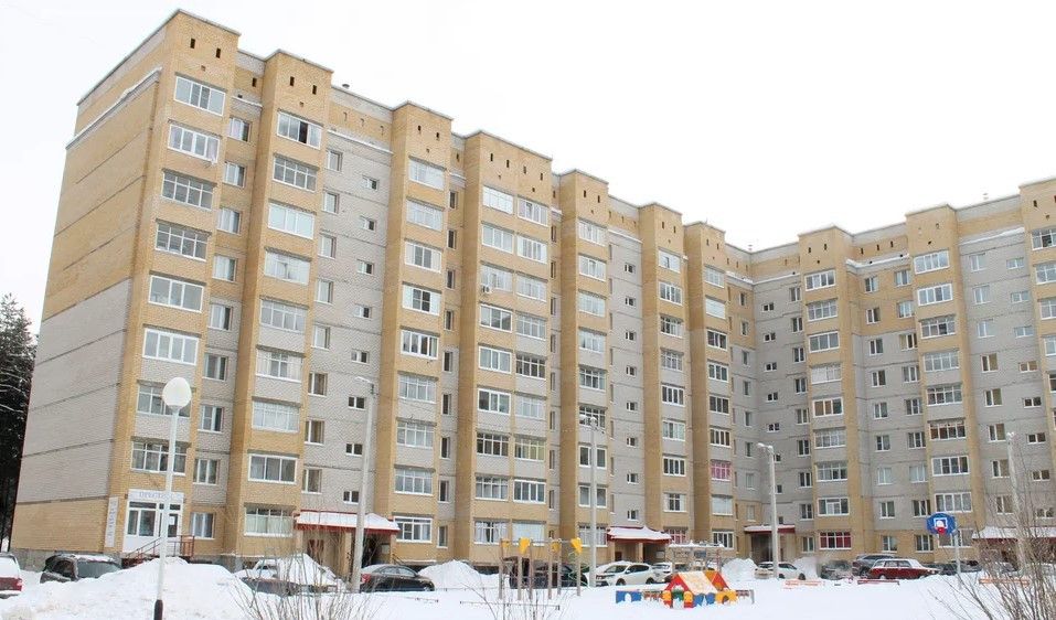 Квартиры в эжве сыктывкар. Сыктывкар Бумажников 52. Сыктывкар проспект Бумажников 52. Проспект Бумажников 52 Эжва. Проспект Бумажников 44 Сыктывкар.