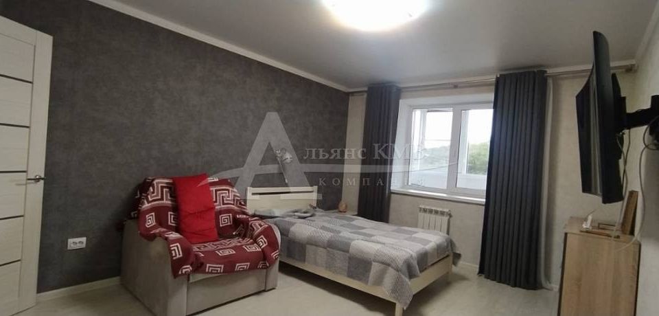 Продаётся 1-комнатная квартира, 38 м²