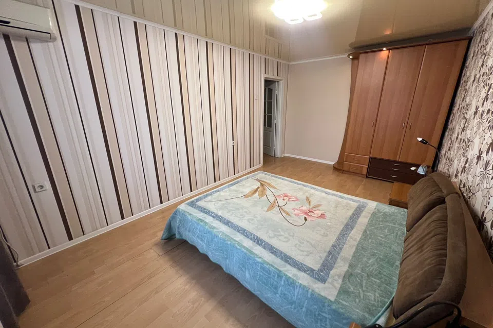 Сдаётся 3-комнатная квартира, 110 м²
