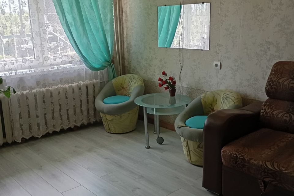 Продаётся 3-комнатная квартира, 54.8 м²