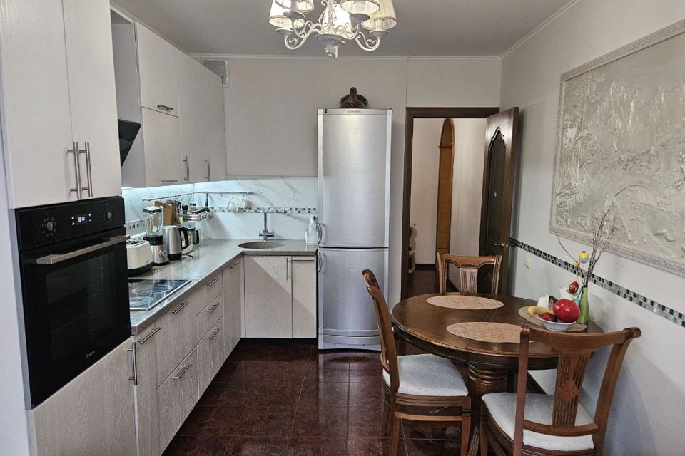 Продаётся 2-комнатная квартира, 70 м²