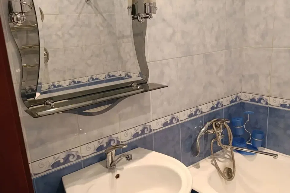 Продаётся 3-комнатная квартира, 60 м²