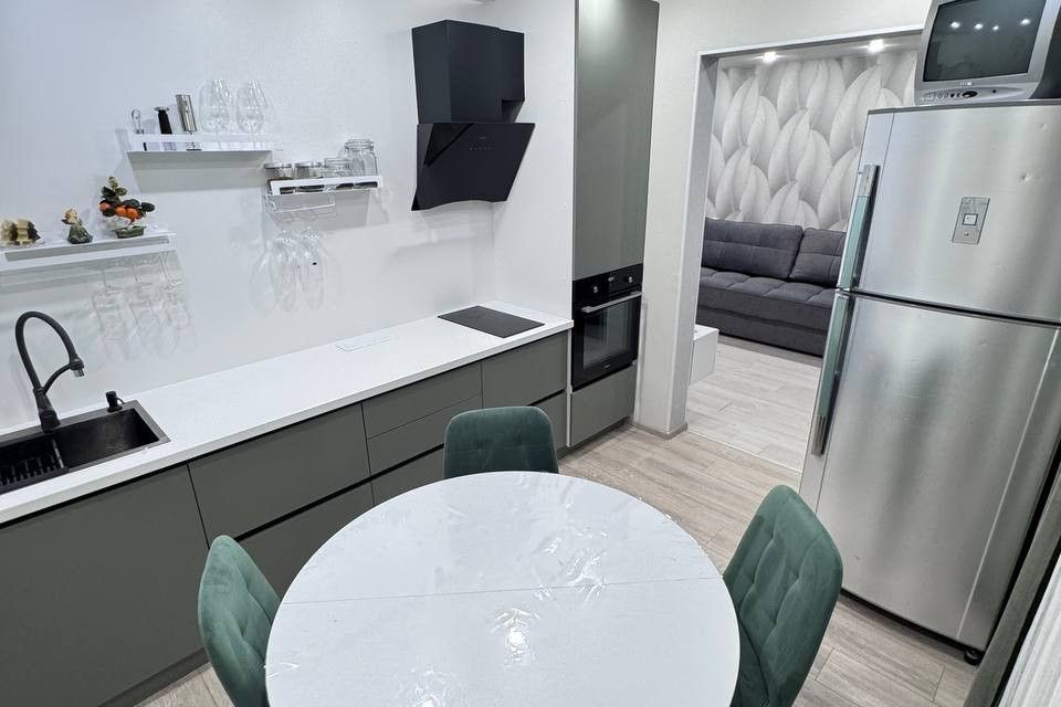 Продаётся 4-комнатная квартира, 69 м²