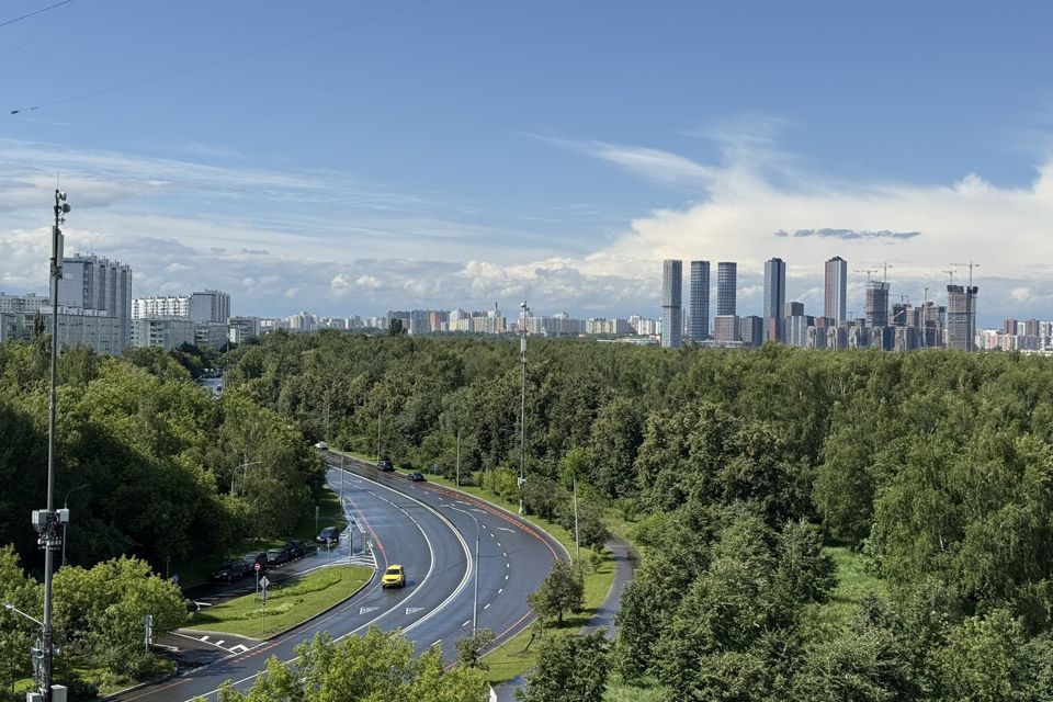 Продаётся 2-комнатная квартира, 52.2 м²