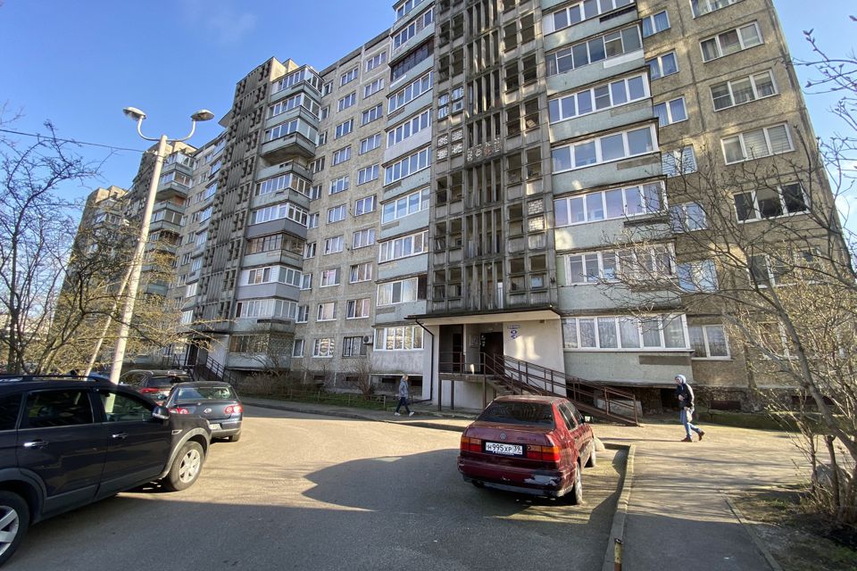 Продаётся 3-комнатная квартира, 67.8 м²