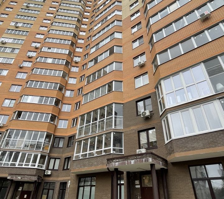 Продаётся 1-комнатная квартира, 38 м²